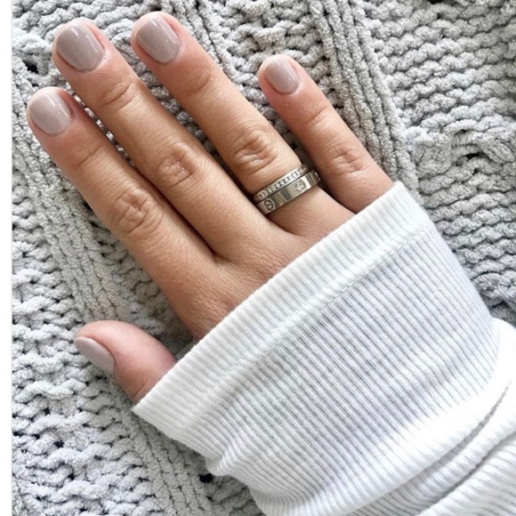 Silver Screw Love Ring - Picture 7 of 8